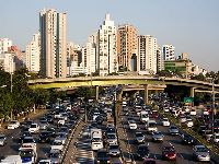 Com transporte individual, as cidades rumam em dire&ccedil;&atilde;o ao caos. 31001.jpeg