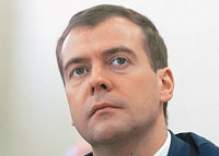 Medvedev tem 45% dos votos dos eleitores