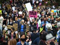 Milhares de mulheres protestam contra a violência sexual na Austrália. 35066.jpeg Milhares de mulheres protestam contra a violência sexual na Austrália. 35066.jpeg