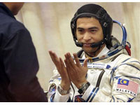 Rússia: Primeiro astronauta malaio embarca nesta quarta-feira na Soyuz TMA-11