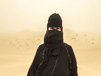 Locarno: mulher saudita com niqab conquista o Festival. 27111.jpeg