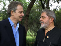 Reeleição de Lula recebe apoio de personalidades