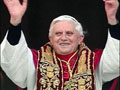 Papa Bento XVI  inicia a  visita ao Brasil