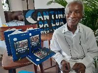 Clarindo SIlva lança Conversa de Buzú, segundo livro de carreira, trazendo crônicas do cotidiano de Salvador. 35147.jpeg Clarindo SIlva lança Conversa de Buzú, segundo livro de carreira, trazendo crônicas do cotidiano de Salvador. 35147.jpeg