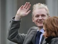 WikiLeaks acusa EUA de pressionar empresas e tribunais para sufocá-lo. 15271.jpeg