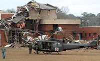 Tornado matou 13 pessoas na escola no Alabama