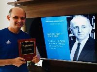 Os 120 anos de Simon Kuznets. 35343.jpeg Os 120 anos de Simon Kuznets. 35343.jpeg