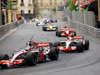 Alonso vence o Grande Prêmio de Mônaco e lidera