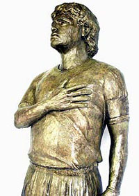 Maradona foi homenageado com estátua (foto)