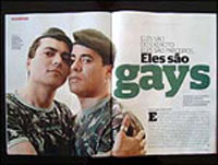 Atitude dos sargentos divide até comunidade gay