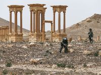 Aviões russos bombardeiam Daesh no deserto da Síria. 34656.jpeg Aviões russos bombardeiam Daesh no deserto da Síria. 34656.jpeg