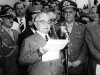Nacional trabalhismo: Getúlio. Peron e Trotsky. 34665.jpeg Nacional trabalhismo: Getúlio. Peron e Trotsky. 34665.jpeg