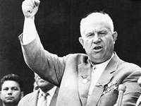 Fazer a discussão sempre adiada: os 50 anos do Relatório Kruschev