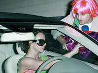 Pânico da RedeTV! oferece peruca pink para Britney Spears