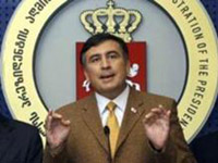 Saakashvili destitui o ministro da Defesa dois dias antes do referendo na Ossétia do Sul