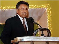 Musharraf deixou a chefia do Exército