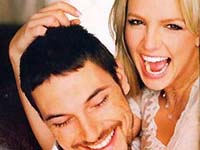 Ex-marido está chantageando Britney Spears com uma fita pornô