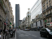 Torre de Montparnasse evacuada sob a ameaça da explosão de bomba voltou à normalidade