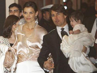 Tom Cruise e Katie Holmes vão a Maldivas