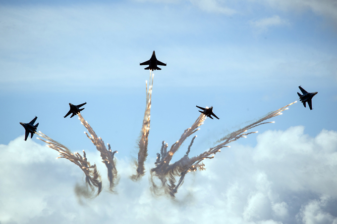 MAKS 2015 -salão de aviaçáo na Rússia