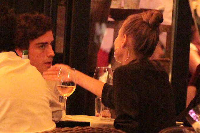 Fernando Alonso flagrado com sua namorada russa