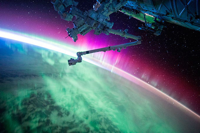 Astronauta Scott Kelly voltou à Terra com fotos