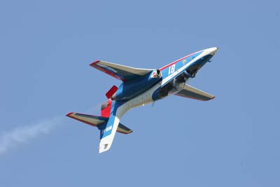 MiG-AT