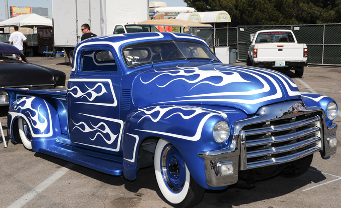 Mostra de automóveis retrô  "Viva Las Vegas"