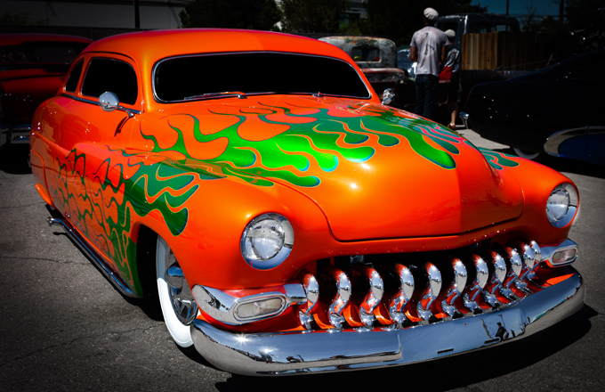 Mostra de automóveis retrô  "Viva Las Vegas"