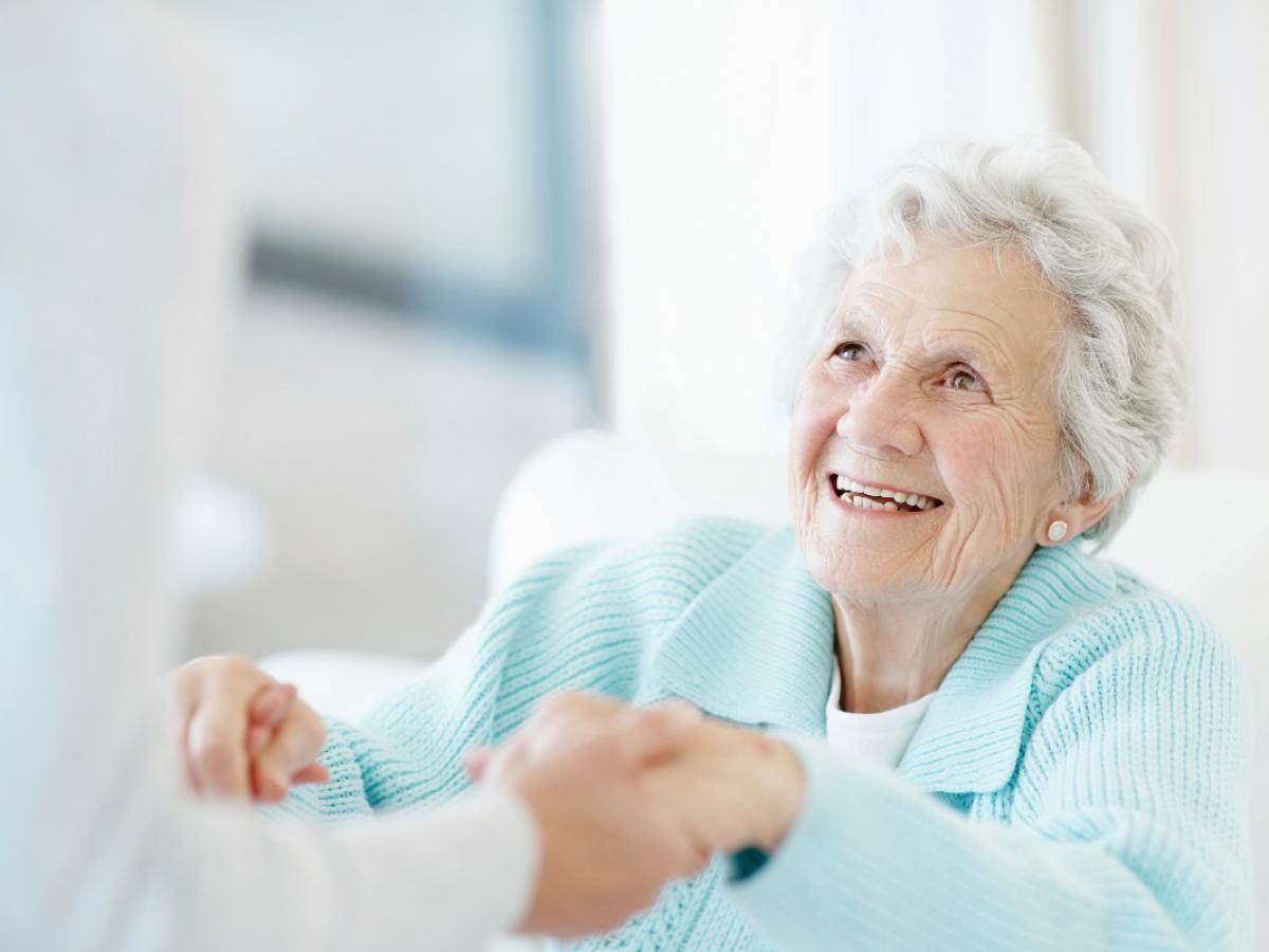 Geriatra: mulheres a partir dos 50 anos e homens a partir dos 30
