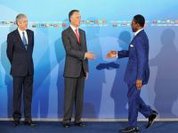 Não-eleitos Eduardo dos Santos e Teodoro Obiang dirigem CPLP e UA