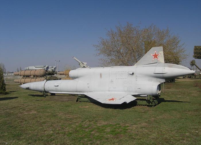 A Ucrânia modeniza os drones soviéticos Tu-141 Strizh