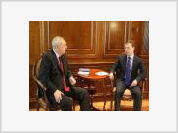 Medvedev encontra-se com Presidente da Abkházia