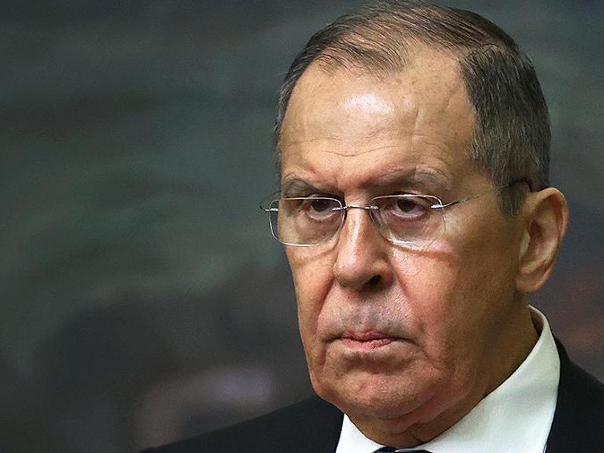 Lavrov responde aos rumores sobre a doença de Putin
