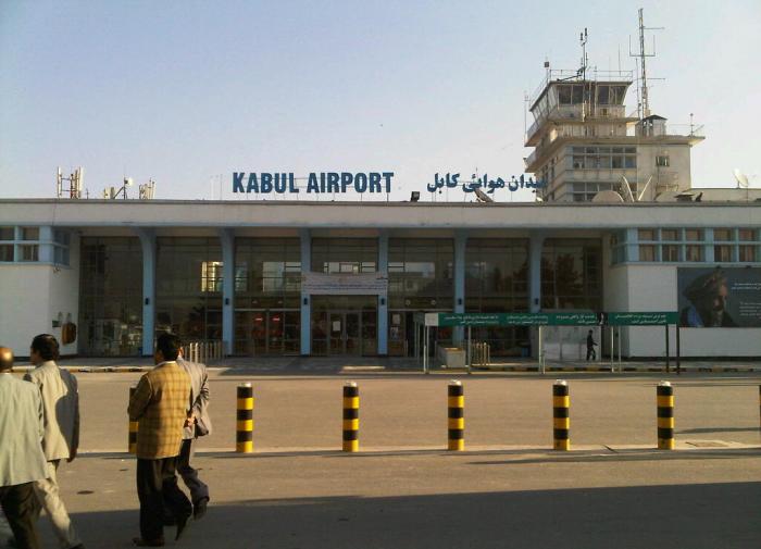 Explosão trovejou no aeroporto de Cabul após ataque suicida