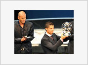 Cristiano Ronaldo é o terceiro português a receber Bola de Ouro