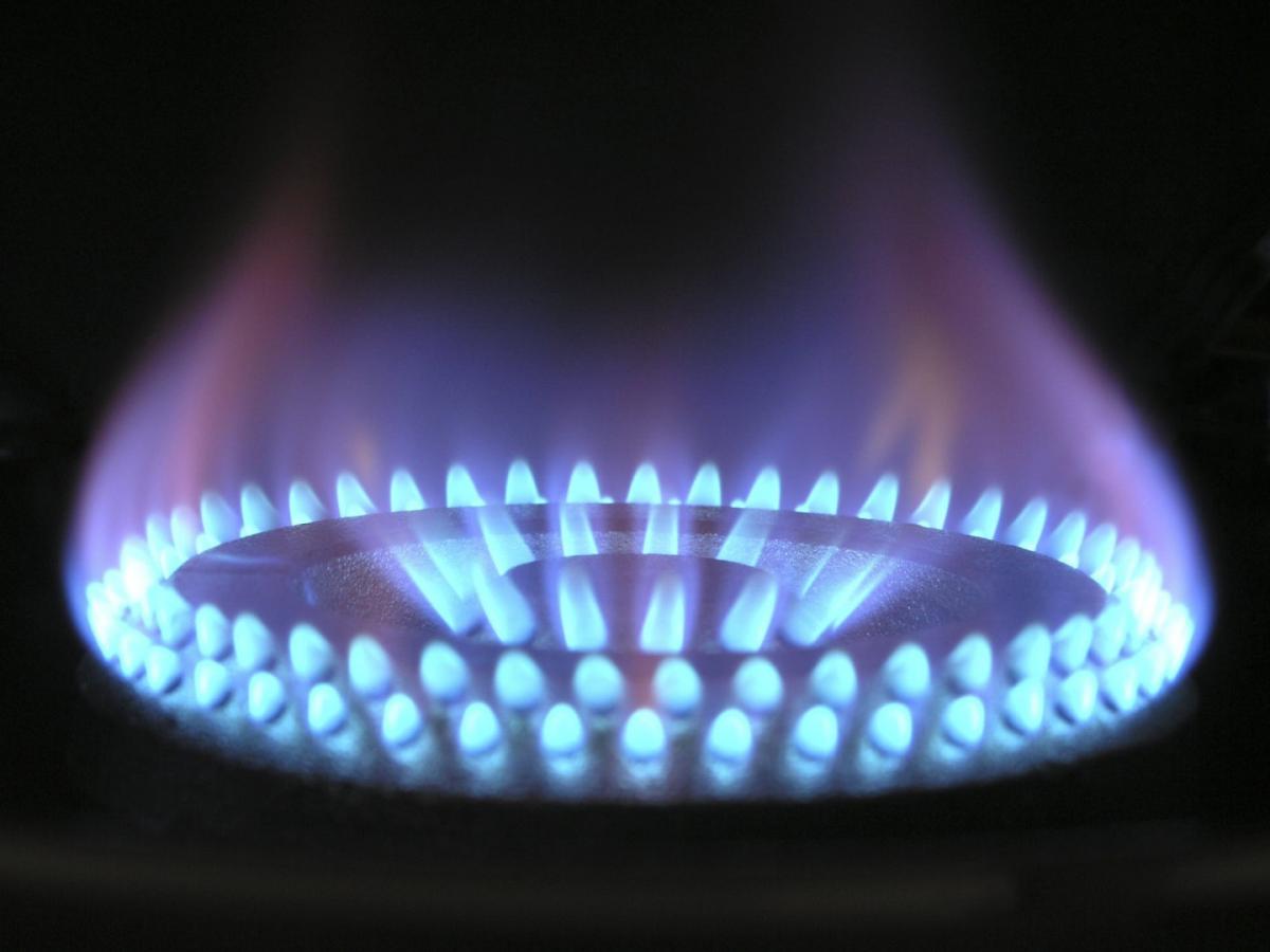 A Gazprom continua a fechar as torneiras para aqueles que se recusam a pagar em rublos