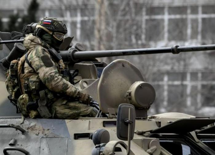 A Rússia se prepara para aprisionar Vuhledar enquanto as forças ucranianas perdem a primeira linha de defesa