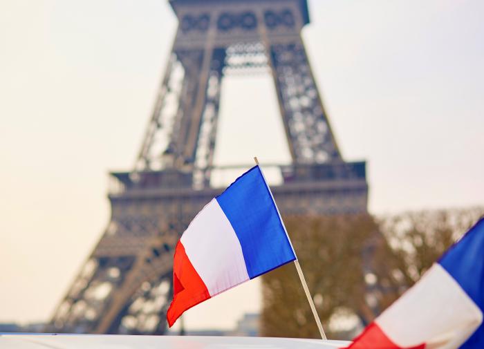 França abandonará frente unida ocidental russofóbica