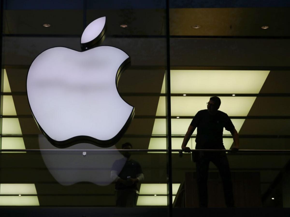 A Rússia busca uma compensação recorde da Apple