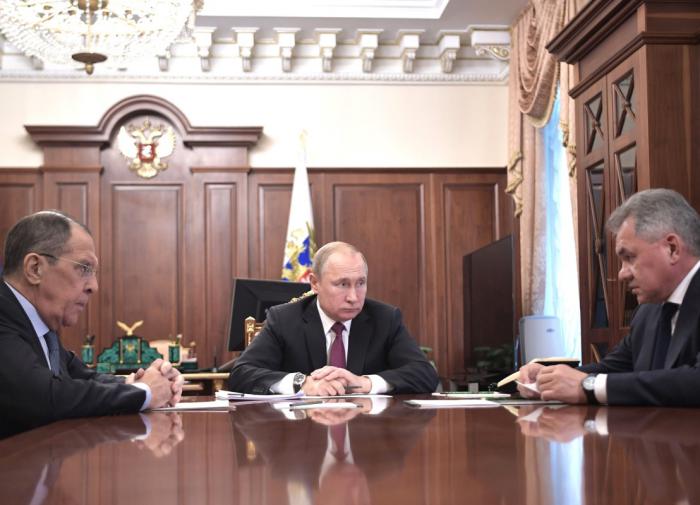 Especialista chamou incorreto a situação com a recusa de Lavrov e Shoigu de mand