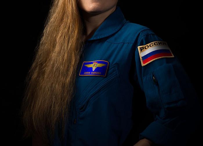Anna Kikina: A única mulher cosmonauta da Rússia doma o SpaceX Crew Dragon