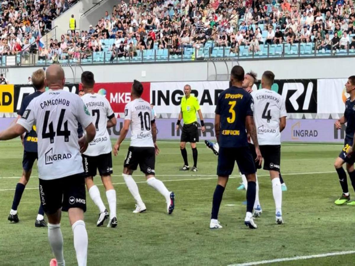 Torpedo começa o seu regresso à Premier League com uma derrota