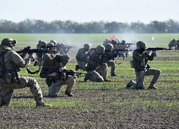 Exército russo vai mudar o livro de jogo na República Popular de Donetsk - especialistas