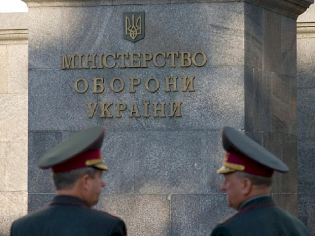 Bloomberg: A Rússia está preparando um ataque à Ucrânia da Crimeia e Bielo-Rússia