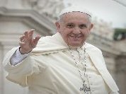 Papa lança um pacto global para mudar o modelo de economia