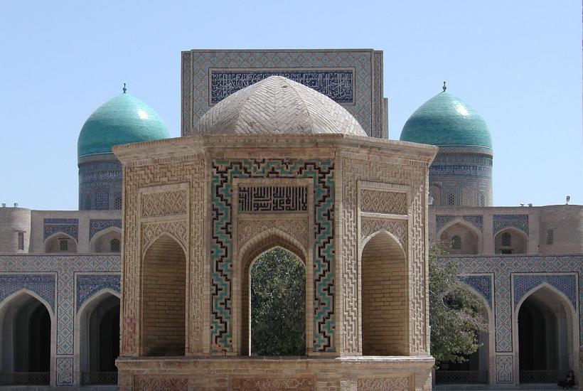 Uzbequistão em alta: russos redescobrem um destino histórico, barato e sem visto