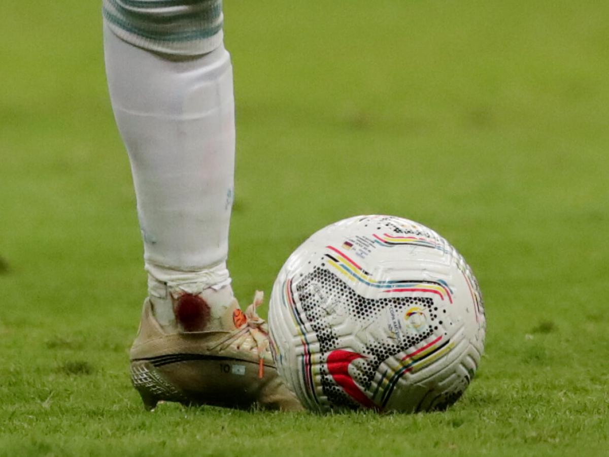 O jogador de futebol Sergio Aguero anunciou sua aposentadoria