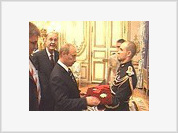 Chirac, Putin e Merkel iniciam o encontro na França