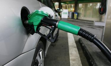 Dirige assim? Veja o que mais aumenta o gasto de gasolina no seu carro